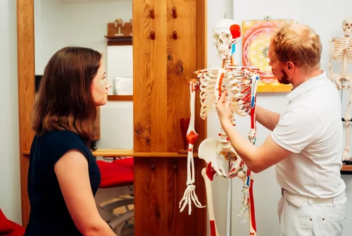 Liebscher & Bracht Schmerztherapeut - Florian Hauptreif